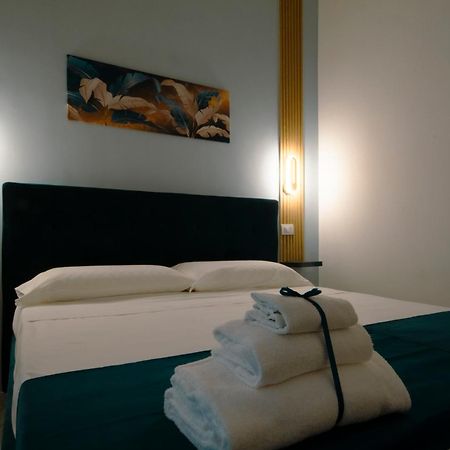 La Reggia Della Duchesca Hotel Naples Luaran gambar