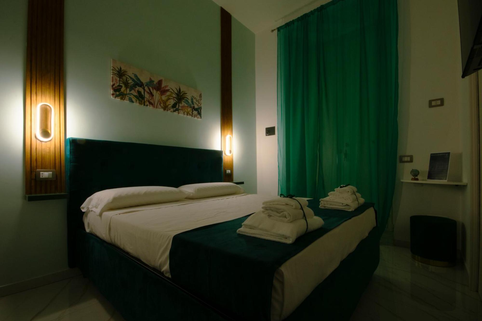 La Reggia Della Duchesca Hotel Naples Luaran gambar
